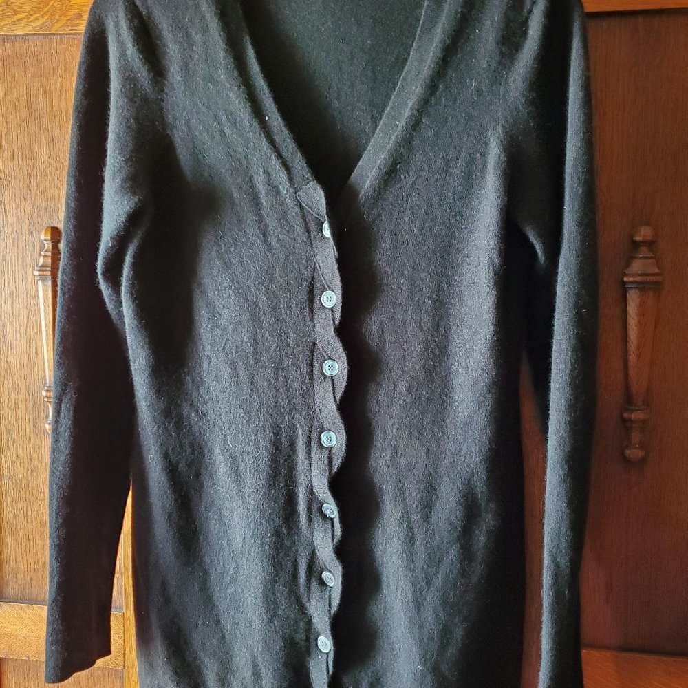 Woman's Tahari Cashmere Cardigan Sweater S/P